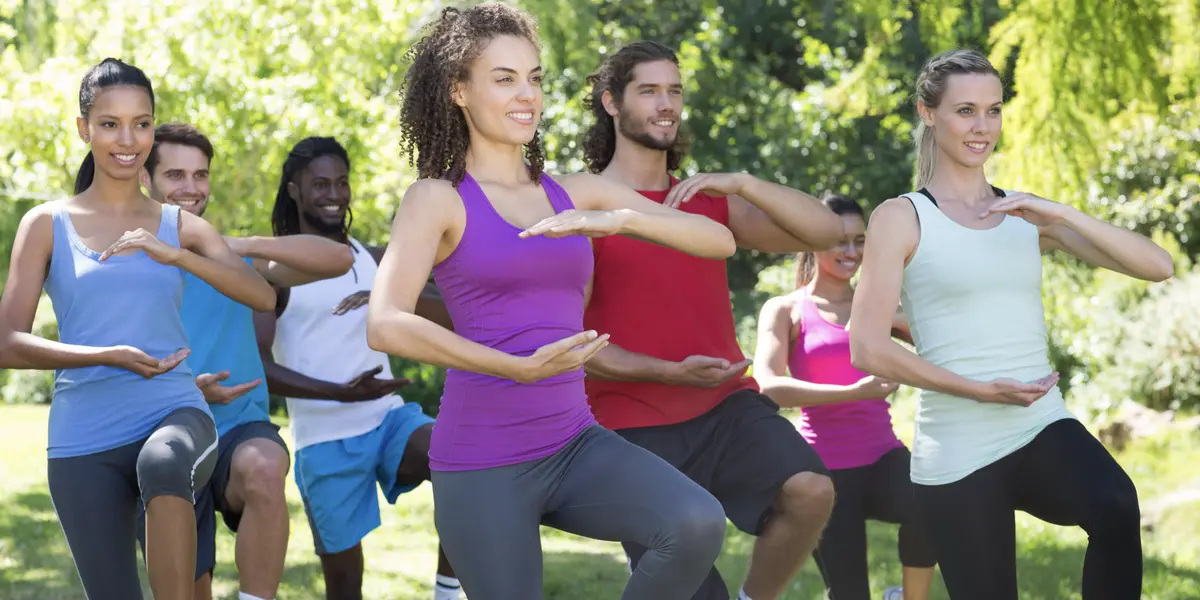 Encuentra la calma en el movimiento: Tai Chi y Qi Gong para tu bienestar